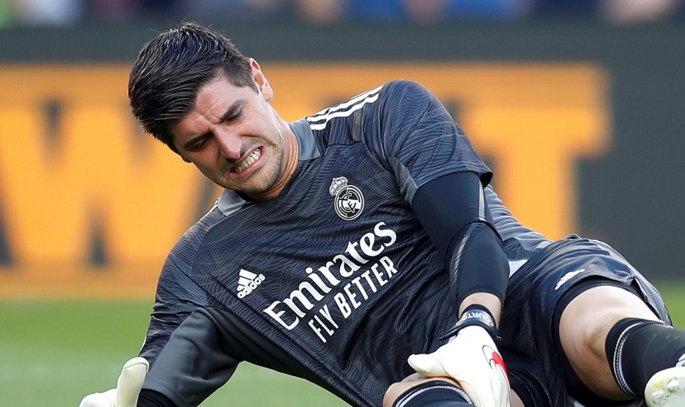 Courtois chấn thương nặng, Real Madrid nhận cú sốc trước mùa giải mới